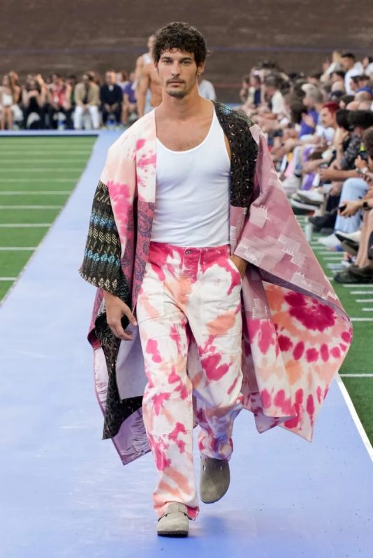 EDU ROMÁN FOR MARCELO BURLON